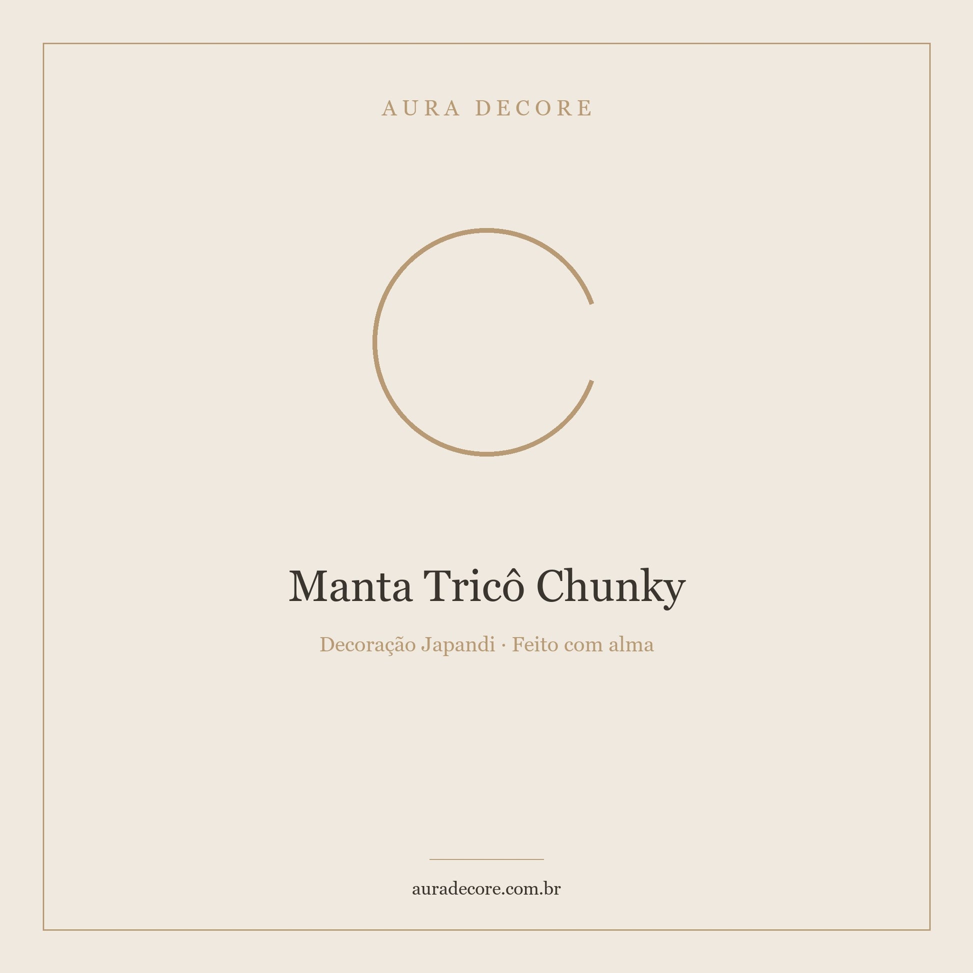 Manta Tricô Chunky Off White — Textura que Todo Sofá Merece | Aura Decore